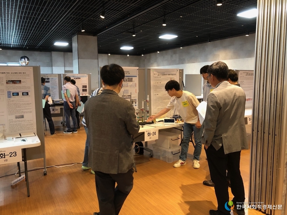 (사진)제70회 경기도과학전람회 심사현장 사진 