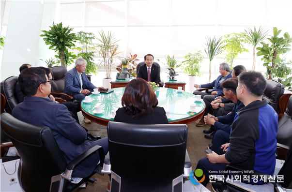 (사진)성남시 농업인 단체장 간담회 참석<br>
