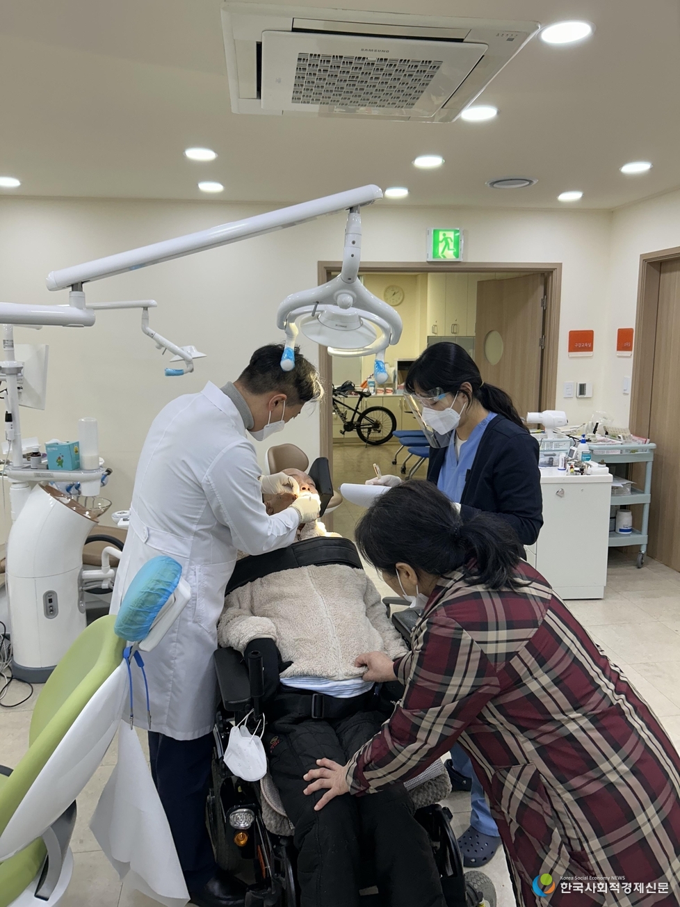 (사진)송파구, 저소득장애인 보철치료 확대<br>