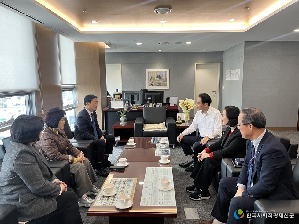 (사진)성남시의회 민주당 대표단, 성남시의료원 방문<br>
경영 정상화 및 공공의료 서비스 논의