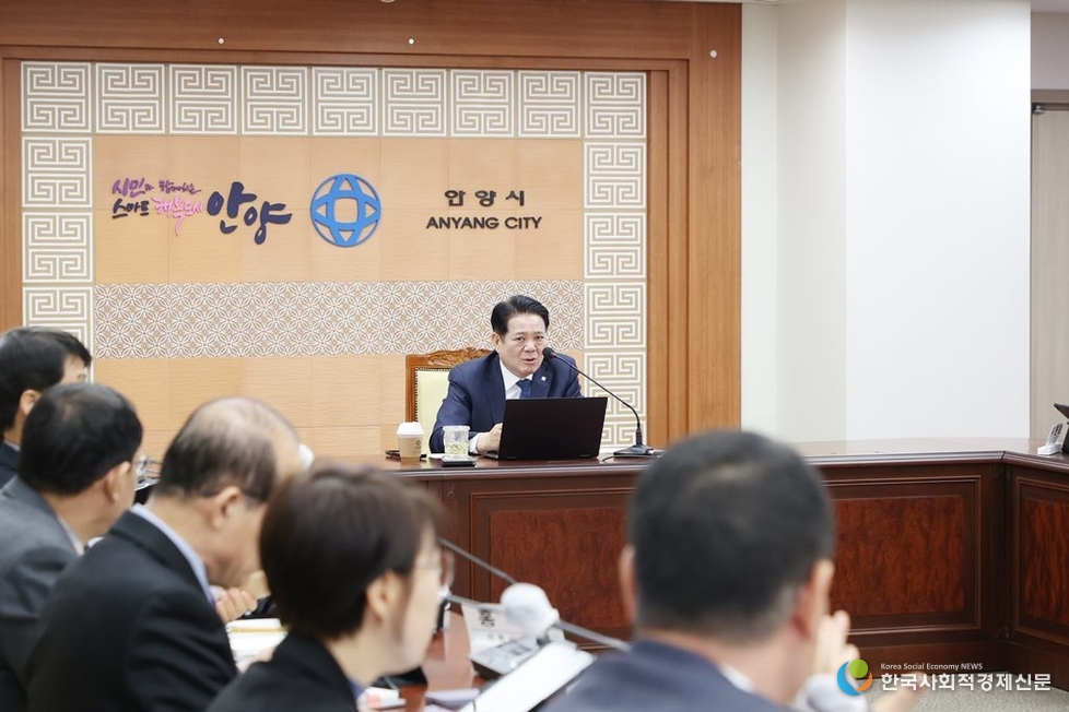 (사진)최대호 안양시장 25년 4월 3일 간부회의