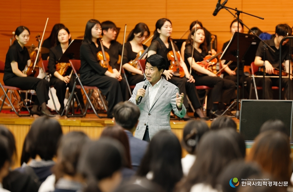 (사진)송파구, 3년 연속 ‘학교로 찾아가는 오케스트라’ 성황