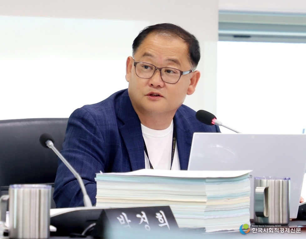 (사진)성남시의회 이군수 의원 정책질의