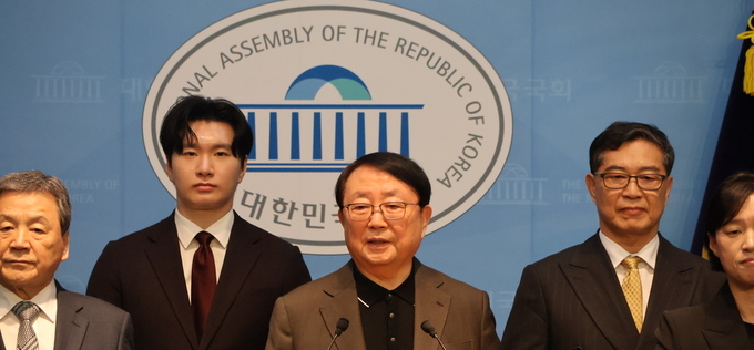 범시민사회단체연합, 국회소통관서 보수정치 전면 쇄신 촉구