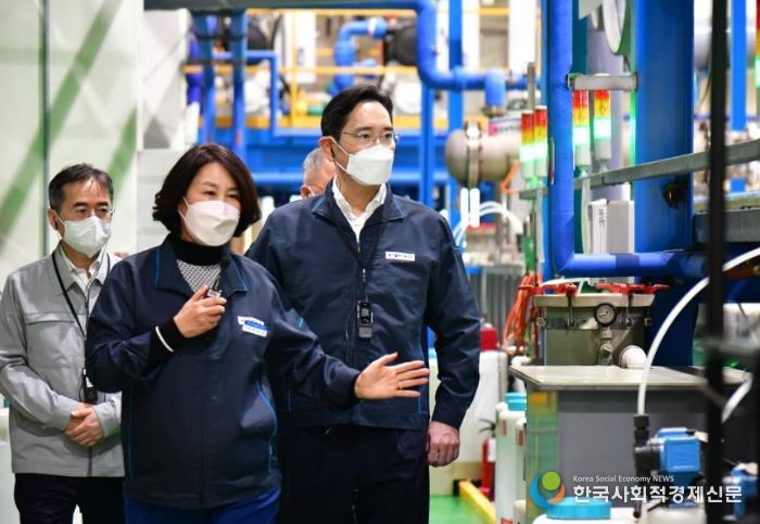 삼성전자 이재용회장 스마트공장 지원 현장방문(삼성전자 제공)