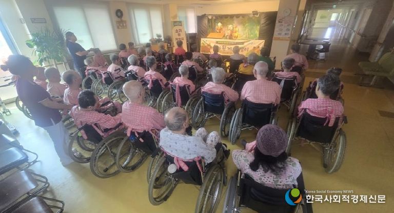 청주시립도서관, ‘모두의 꿀잼’ 오픈문화공연 성황리 운영