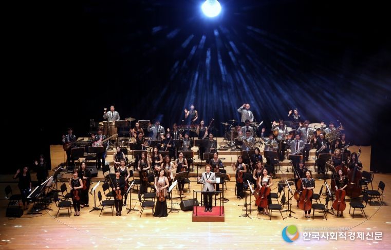 함안문화예술회관 최고의 뮤지컬 디바와 함께하는 뮤지컬 3디바(DIVA) 공연사진